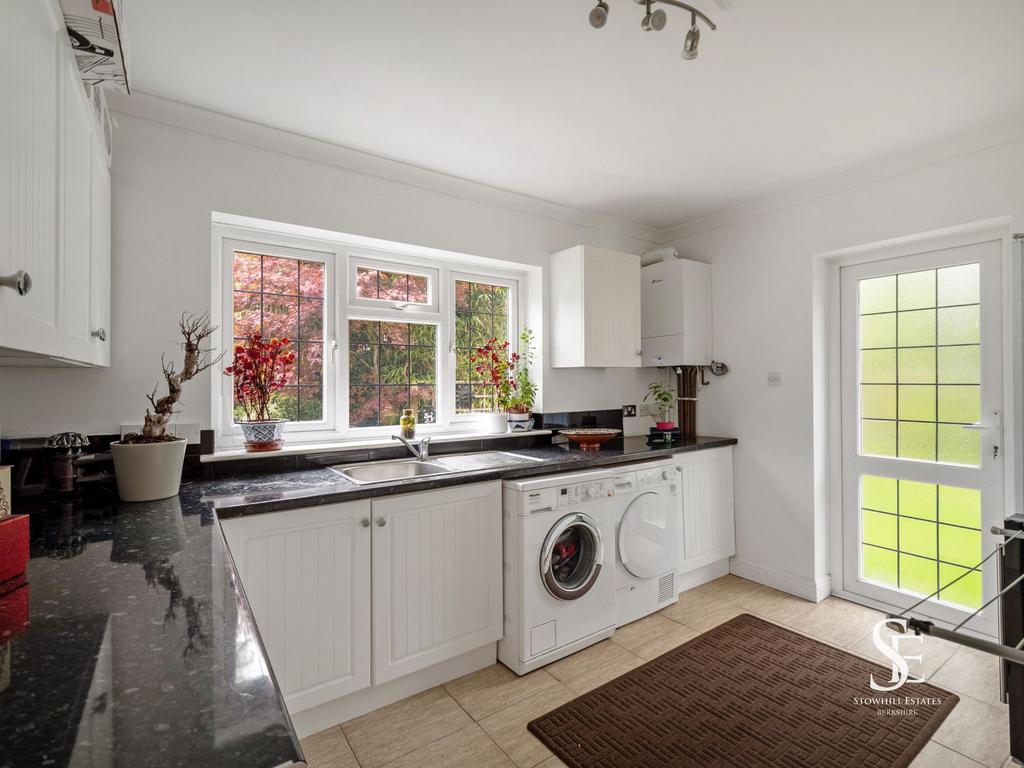 Annexe Utility / Kitchen