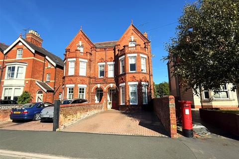 5 bedroom semi-detached house for sale, Copthorne Road, Shrewsbury