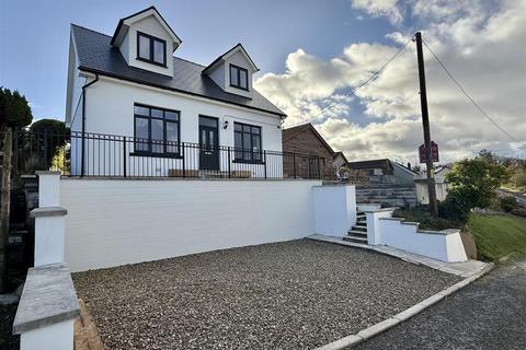 undefined, Heol Capel Ifan, Pontyberem, Llanelli