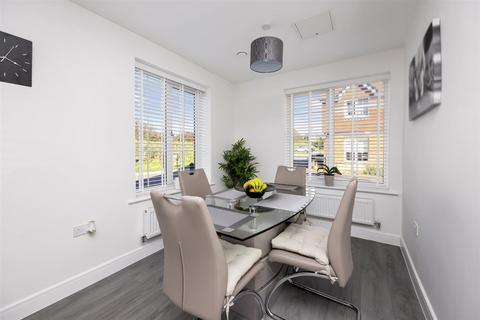 undefined, Impatiens Place