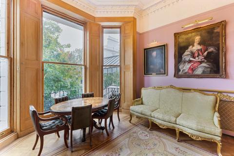 2 bedroom apartment to rent, Pembridge Square, W2