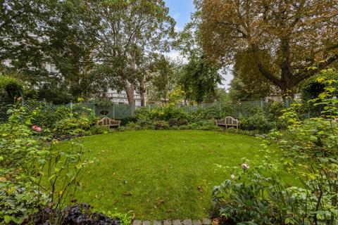 2 bedroom apartment to rent, Pembridge Square, W2