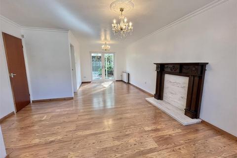 undefined, Ashton Gardens, Glossop