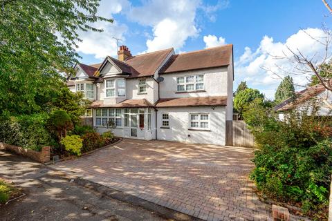 undefined, The Chase, Coulsdon CR5