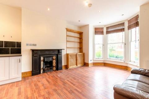 2 bedroom property for sale, Culverden Road, London, SW1
