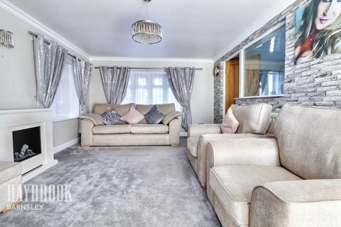 undefined, Pontefract Road, Lundwood