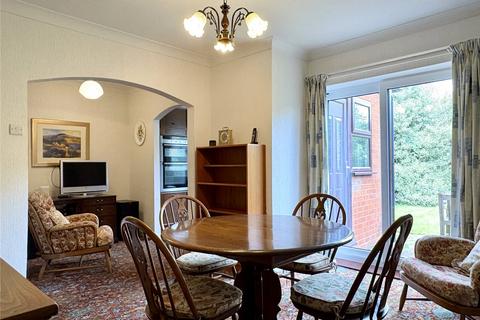 3 bedroom semi-detached house for sale, Birch Avenue, Chadderton, Oldham, OL1