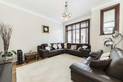 undefined, Rowsley Avenue, London NW4