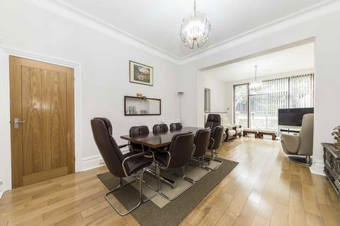 undefined, Rowsley Avenue, London NW4