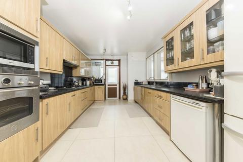 undefined, Rowsley Avenue, London NW4