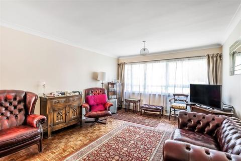 undefined, Master Close, Oxted