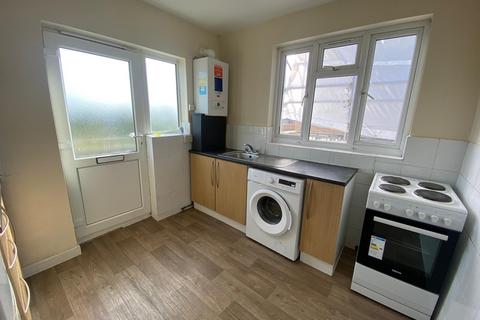 undefined, 515b Gale Street Dagenham RM9 4TP