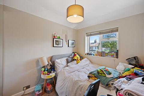 undefined, First Avenue, Acton