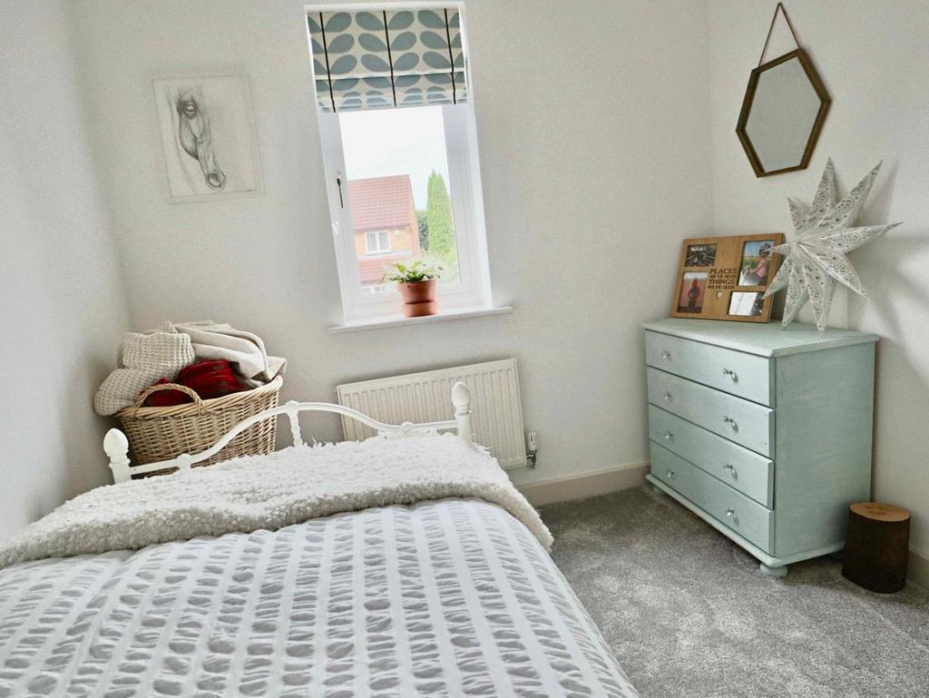 Bedroom 4 (front)