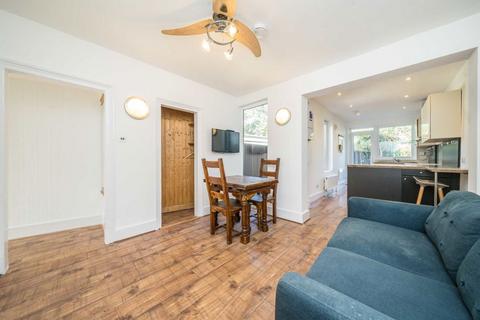 undefined, Hawks Road, Kingston Upon Thames KT1