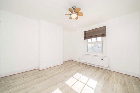 undefined, Hawks Road, Kingston Upon Thames KT1
