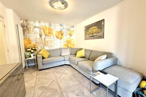 20 Harlington Road, Bexleyheath, DA7 4AS