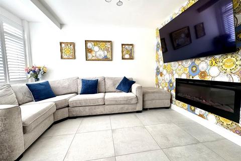 20 Harlington Road, Bexleyheath, DA7 4AS