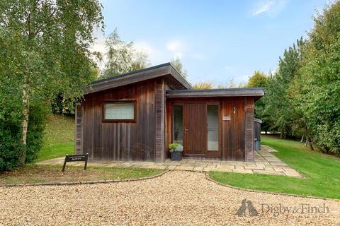undefined, The Avenue, Exton