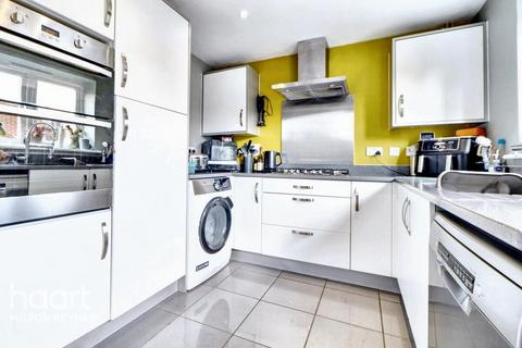 4 bedroom detached house for sale, Lace Lane, Buckingham