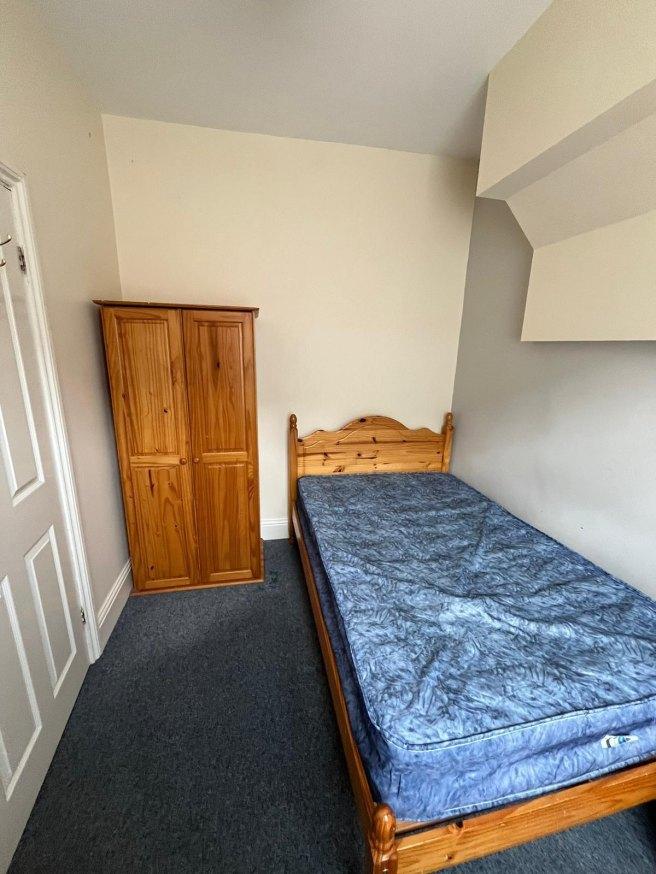 Thornton-road-st4-2bd-992143