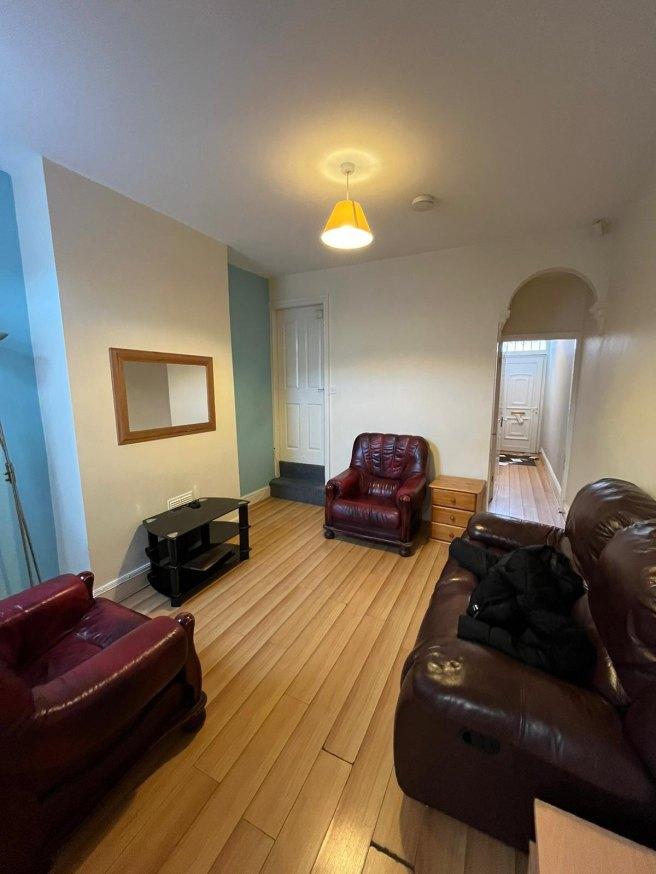 Thornton-road-st4-2bd-992139