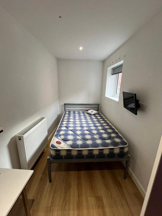 Conway-street-st4-2bl-992181