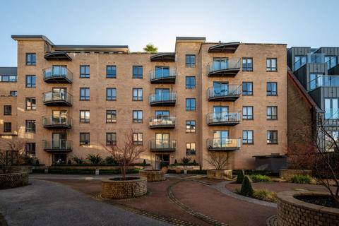 1 bedroom flat for sale, Epsom Road, Guildford, GU1