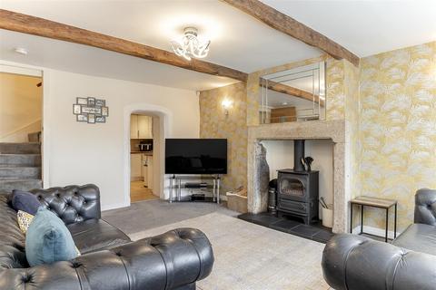 4 bedroom semi-detached house for sale, 2 Crowther Fold, Harden, Bingley