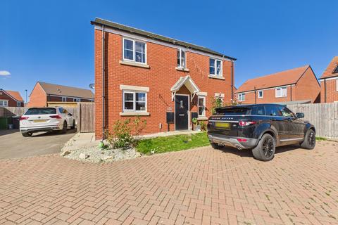 3 bedroom detached house for sale, Morton Close, Hampton Gardens, PE7