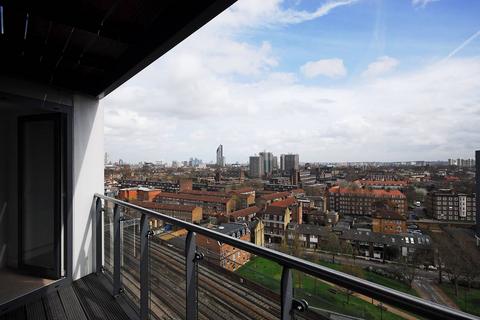 1 bedroom flat for sale, Salamanca Place, Kennington, London, SE1