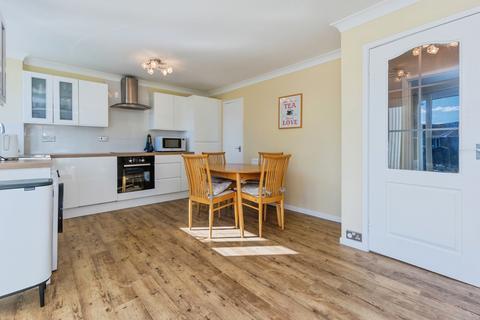 3 bedroom detached house for sale, Stoneleigh Grove, West Yorkshire WF5