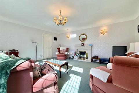 2 bedroom bungalow for sale, Merrilocks Road, Blundellsands L23