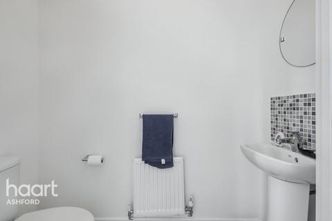 undefined, Dorset Crescent, Ashford