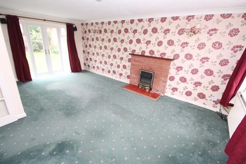 4 bedroom detached house for sale, Snowdrop Close, Leicester LE19