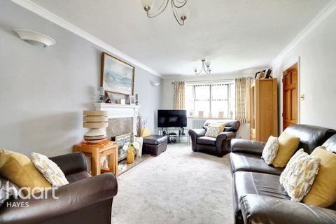 undefined, Darris Close, Hayes