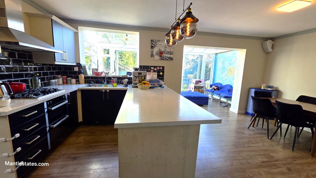Kitchen   dining