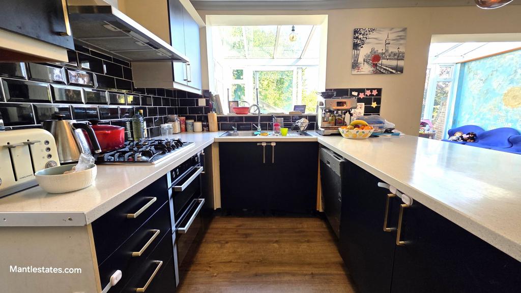 Kitchen area