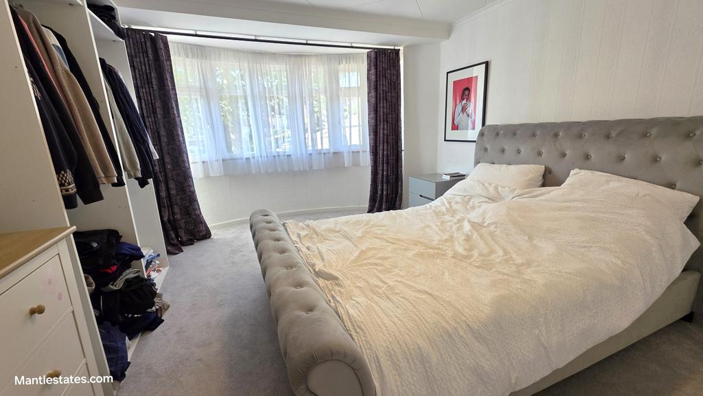 Front bedroom