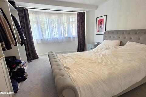 undefined, East View, Hadley Green, Barnet EN5