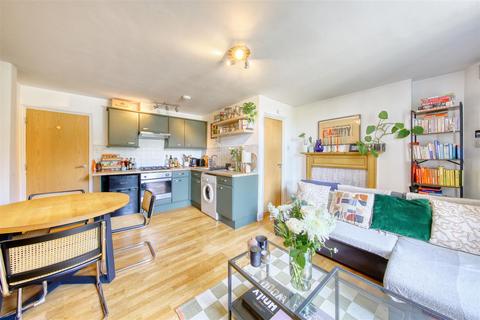1 bedroom flat for sale, Brixton Hill, Brixton SW2