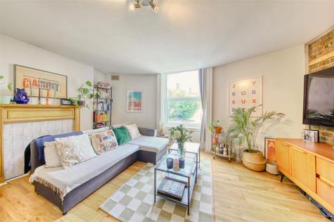1 bedroom flat for sale, Brixton Hill, Brixton SW2