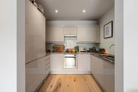 2 bedroom flat for sale, Westwood Park, London SE23