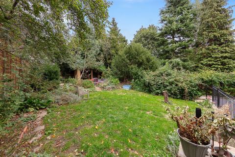 2 bedroom flat for sale, Westwood Park, London SE23