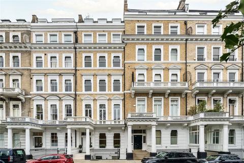 Queen's Gate Gardens, London SW7