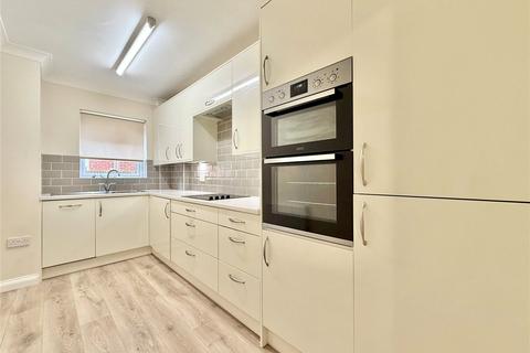 3 bedroom apartment for sale, Grassington Road, Eastbourne, East Sussex, BN20
