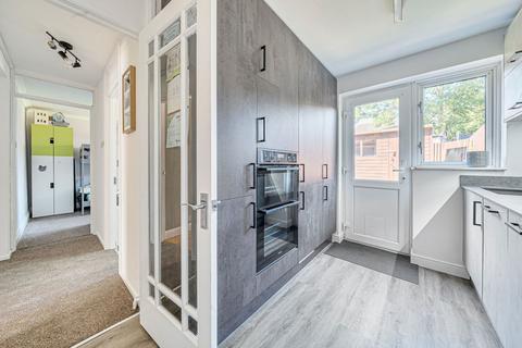 94 Borodin Close, Brighton Hill, Basingstoke, RG22 4EW