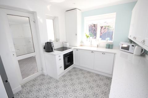 2 bedroom semi-detached bungalow for sale, Tintern Road, Maidstone ME16
