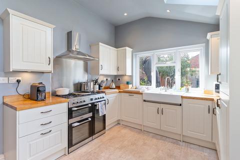 undefined, Bath Street, Newport, NP19
