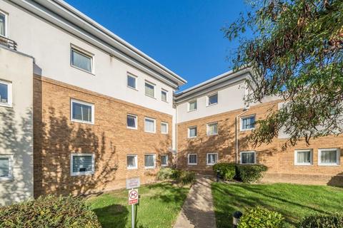 undefined, Pool Close, West Molesey KT8